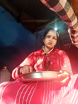 Snapshot of Jooli_xx chatting on 02-07-26, 03:25 Jooli xx online show from 02-07-26, 03:25