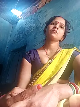 Snapshot of Jooli_xx chatting on 02-16-26, 05:17 Jooli xx online show from 02-16-26, 05:17