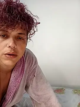 Snapshot of fannytransgirl chatting on 09-25-25, 06:47 fannytransgirl online show from 09-25-25, 06:47