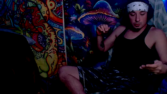 Snapshot of YoBlezz chatting on 12-01-25, 07:09 YoBlezz online show from 12-01-25, 07:09