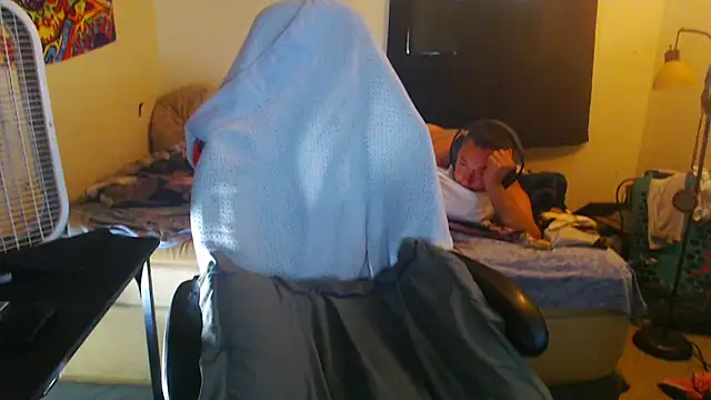 Snapshot of YoBlezz chatting on 06-07-26, 07:41 YoBlezz online show from 06-07-26, 07:41