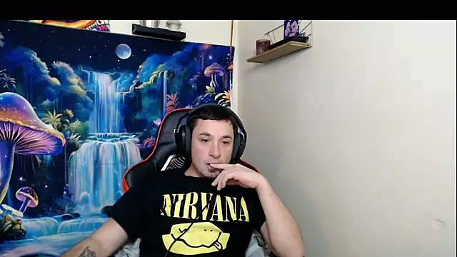 Snapshot of YoBlezz chatting on 01-05-26, 10:24 YoBlezz online show from 01-05-26, 10:24