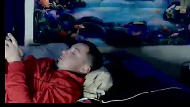 Snapshot of YoBlezz chatting on 11-13-25, 06:17 YoBlezz online show from 11-13-25, 06:17