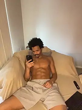 TRILLAHUNG online show from 01-13-26, 06:23