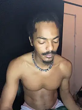 TRILLAHUNG online show from 04-18-26, 06:49
