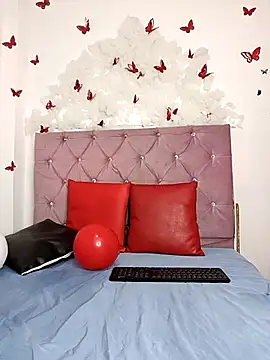 Snapshot of kate_rosse02 chatting on 09-21-25, 10:37 kate rosse02 online show from 09-21-25, 10:37
