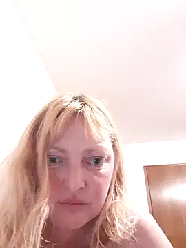 LiluLiluLilu online show from 10-12-25, 08:43