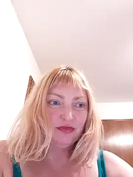 LiluLiluLilu online show from 10-23-25, 09:24