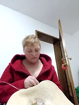 LiluLiluLilu online show from 03-22-26, 08:10