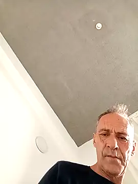 Meliwem12 online show from 10-23-25, 05:28