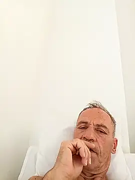 Meliwem12 online show from 10-18-25, 08:05