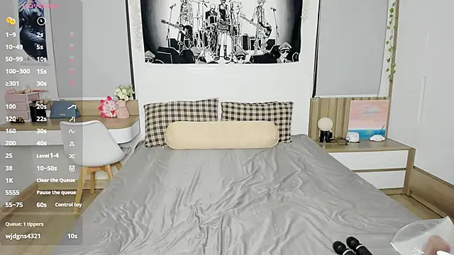 gabby little online show from 02-28-26, 05:56