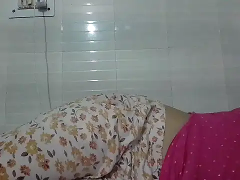 Snapshot of Jashika_sharma chatting on 06-05-26, 02:12 Jashika sharma online show from 06-05-26, 02:12