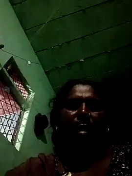 Snapshot of Ishwariya_Hatwal chatting on 09-20-25, 04:56 Ishwariya Hatwal online show from 09-20-25, 04:56
