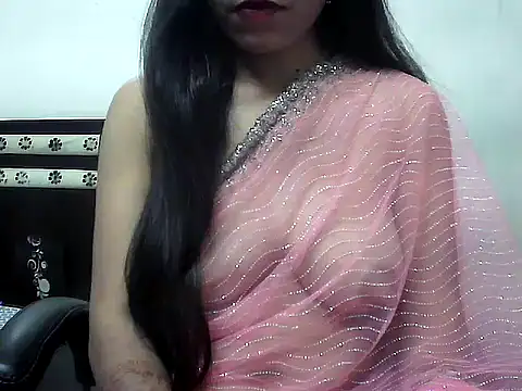 Snapshot of Lalita_thakur chatting on 10-15-25, 04:15 Lalita thakur online show from 10-15-25, 04:15