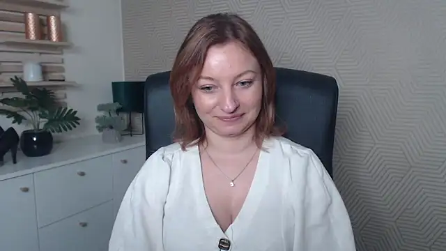 angelaSamt online show from 11-07-25, 06:51