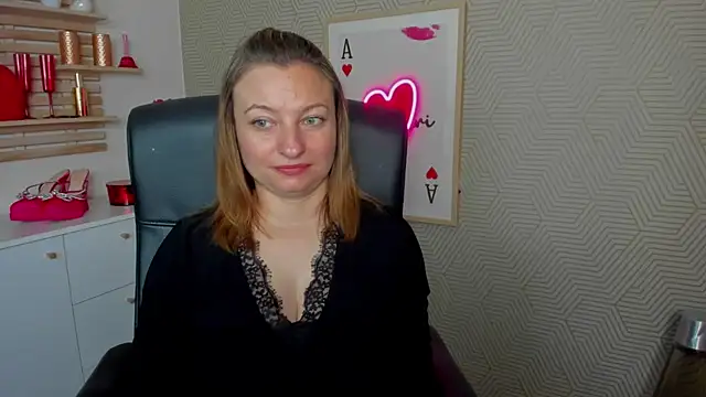 Snapshot of angelaSamt chatting on 06-15-26, 05:51 angelaSamt online show from 06-15-26, 05:51