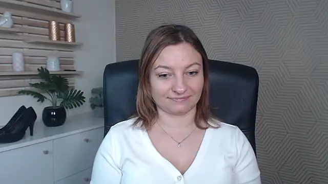 angelaSamt online show from 12-02-25, 06:37