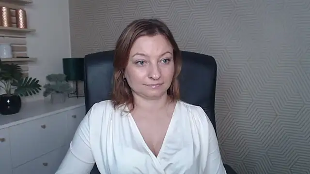 angelaSamt online show from 11-15-25, 07:56