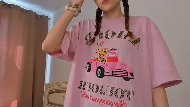 VelvetRisque online show from 03-30-26, 07:21