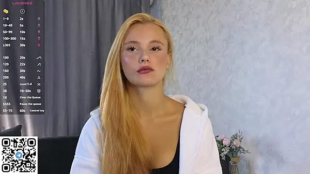 NaughtySeraphine online show from 09-16-25, 06:25