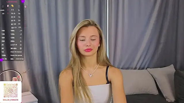 NaughtySeraphine online show from 04-06-26, 05:08