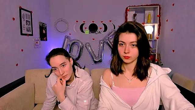 kitniss dreamy online show from 02-14-26, 08:20