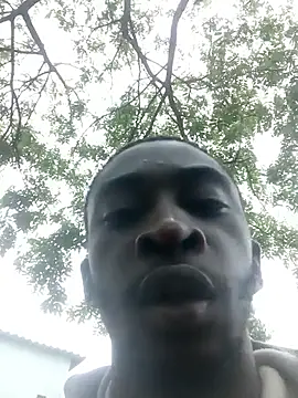 Snapshot of kadassy chatting on 11-18-25, 09:34 kadassy online show from 11-18-25, 09:34