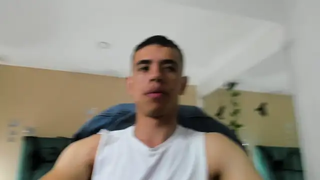 Muscle Scott online show from 10-15-25, 12:24