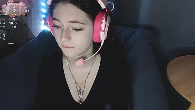 Sophiecuttie online show from 10-25-25, 03:34