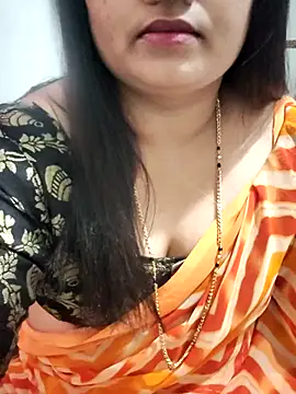 Snapshot of Bangalore-Seema chatting on 09-11-25, 05:18 Bangalore-Seema online show from 09-11-25, 05:18
