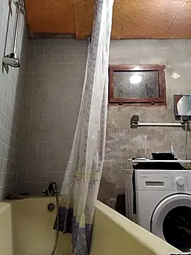 frederic198 online show from 11-01-25, 07:41