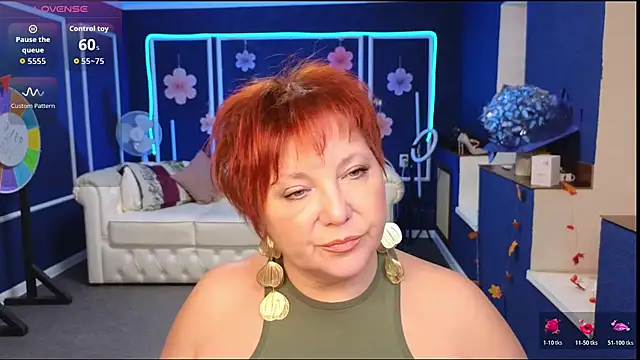 Kira Kenett online show from 11-24-25, 06:02