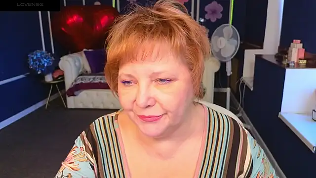 Kira Kenett online show from 05-31-26, 07:25