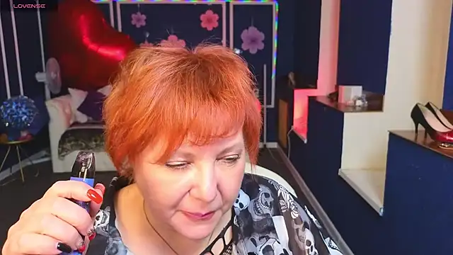Kira Kenett online show from 04-23-26, 05:25