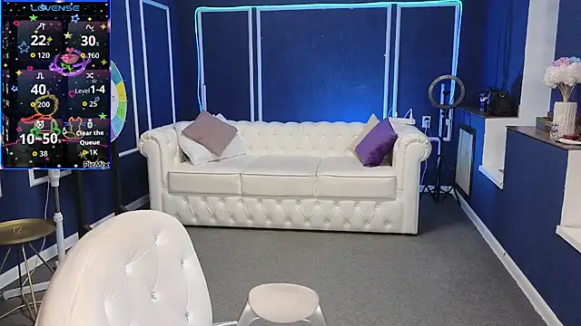 Kira Kenett online show from 09-15-25, 07:20