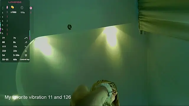 Snapshot of LunaXLoverx chatting on 09-20-25, 03:17 LunaXLoverx online show from 09-20-25, 03:17