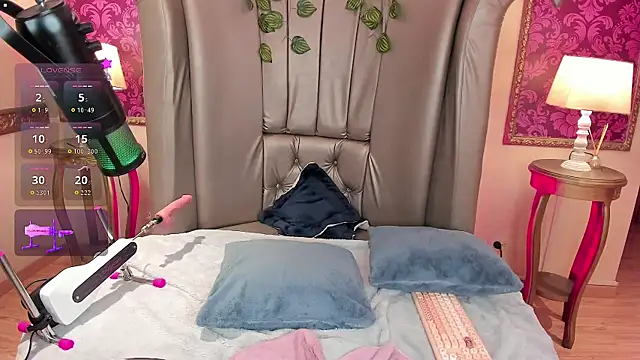 DaniCollinn  online show from 01-05-26, 05:27