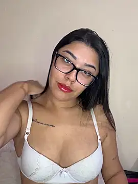 Snapshot of Alexa69xx chatting on 05-30-26, 11:43 Alexa69xx online show from 05-30-26, 11:43