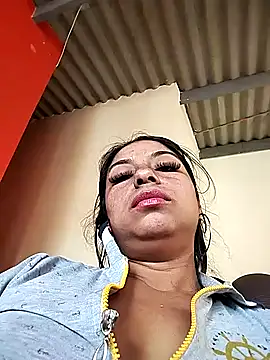 Snapshot of AnggelicaSwan21 chatting on 09-23-25, 03:30 AnggelicaSwan21 online show from 09-23-25, 03:30