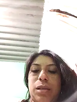 Snapshot of AnggelicaSwan21 chatting on 09-14-25, 01:50 AnggelicaSwan21 online show from 09-14-25, 01:50