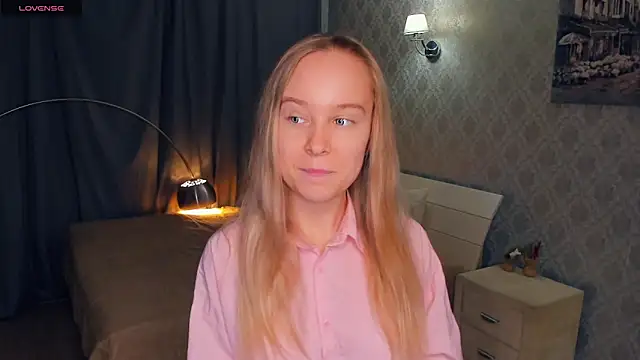 SoonMoor online show from 11-16-25, 05:06