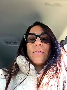 Snapshot of sexy7883 chatting on 02-12-26, 10:37 sexy7883 online show from 02-12-26, 10:37