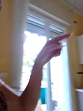 Snapshot of sexy7883 chatting on 02-10-26, 11:42 sexy7883 online show from 02-10-26, 11:42