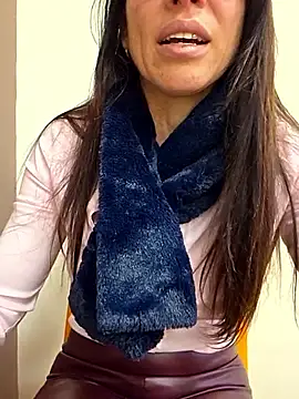 Snapshot of sexy7883 chatting on 02-09-26, 11:19 sexy7883 online show from 02-09-26, 11:19