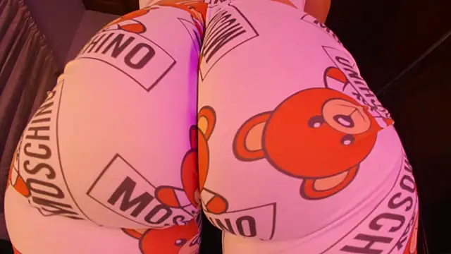 Snapshot of Gabby_Haze chatting on 02-02-26, 12:20 Gabby Haze online show from 02-02-26, 12:20