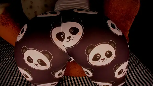 Snapshot of Gabby_Haze chatting on 11-18-25, 07:06 Gabby Haze online show from 11-18-25, 07:06