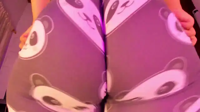 Snapshot of Gabby_Haze chatting on 02-03-26, 01:05 Gabby Haze online show from 02-03-26, 01:05