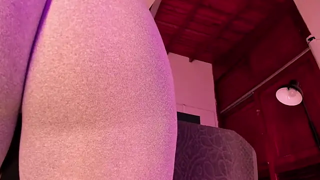 Snapshot of Gabby_Haze chatting on 02-07-26, 03:03 Gabby Haze online show from 02-07-26, 03:03