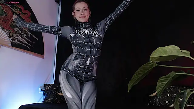 Ellyuwuw online show from 06-01-26, 01:17